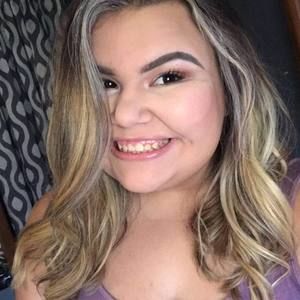 Meet your Posher, Abbey